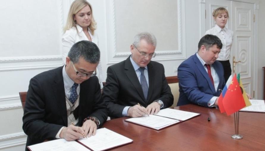 The three parties, Shanghai Bojin, the state government of Penza Oblast and Titanmed signed a cooperation intention