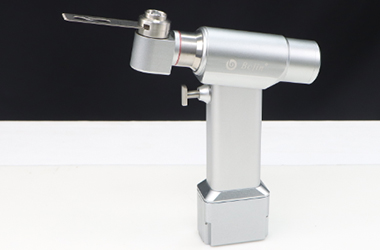 Surgical saw: an important tool for modern surgery